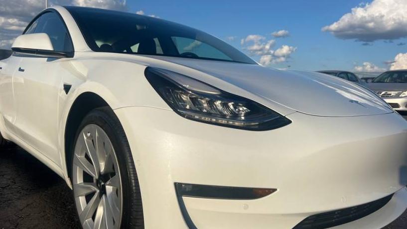 TESLA MODEL 3 2021 5YJ3E1EB1MF862410 image